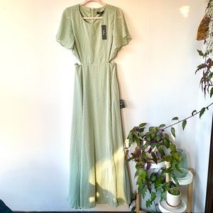 Lulu’s “Deep in my Heart”, Swiss Dot Maxi Dress